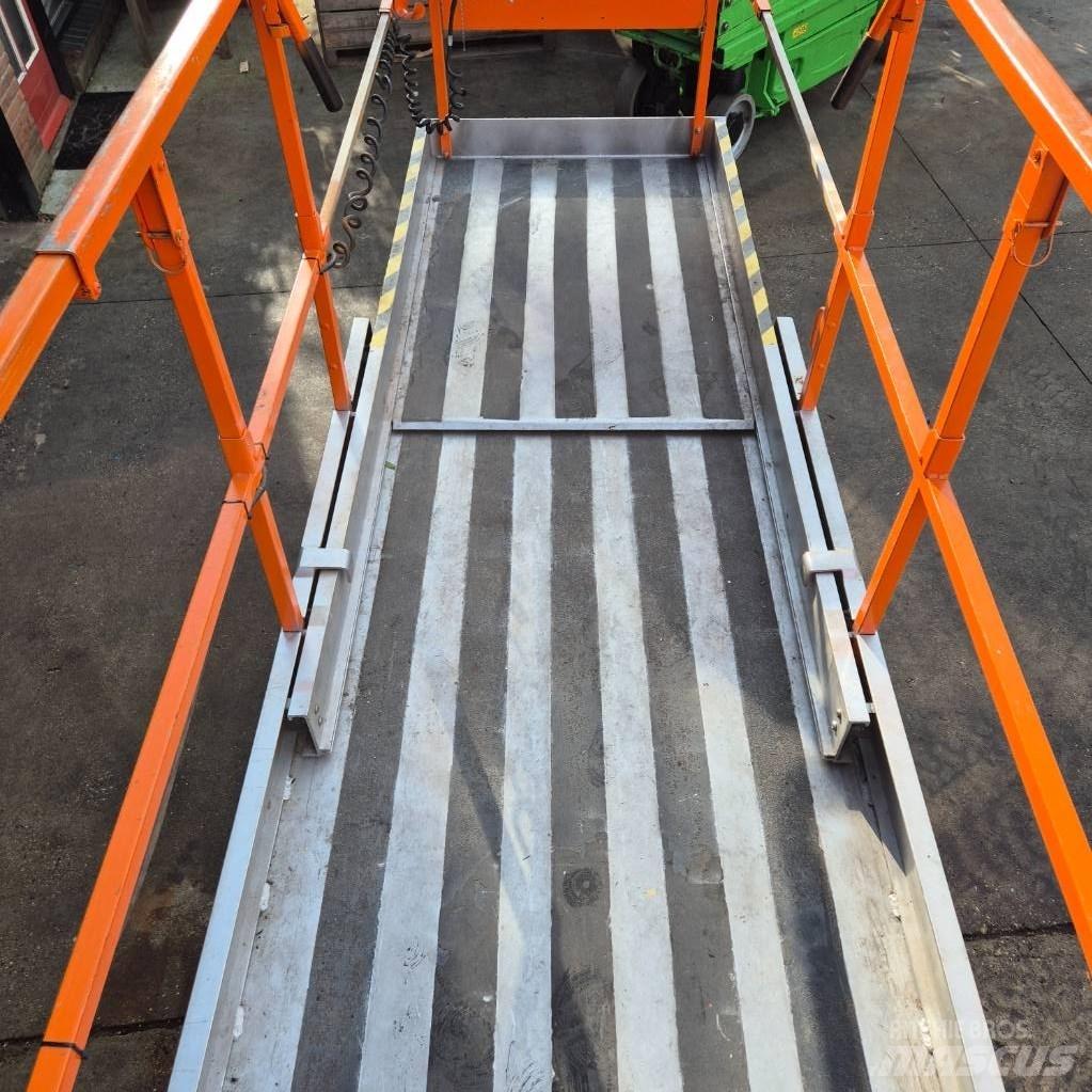 JLG 3246 ES Elevadores de tesoura
