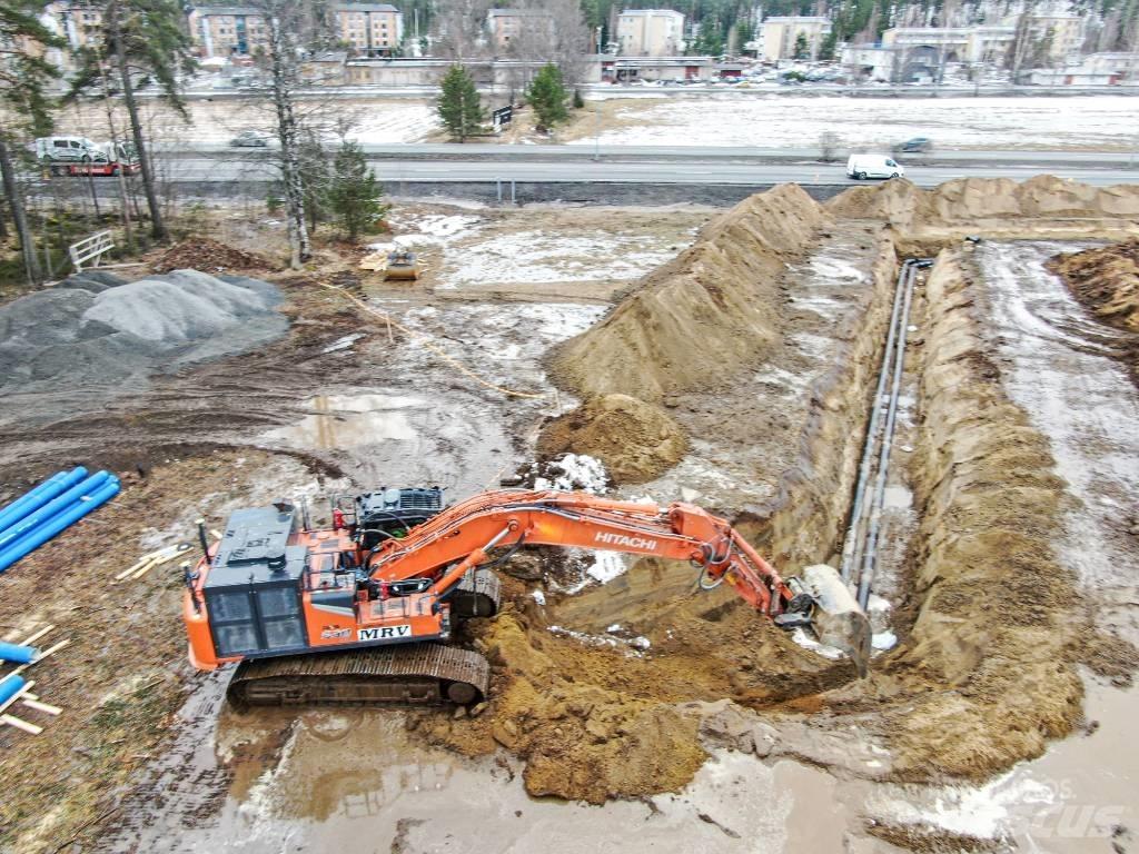 Hitachi ZX530LCH-7 Escavadeiras de esteiras