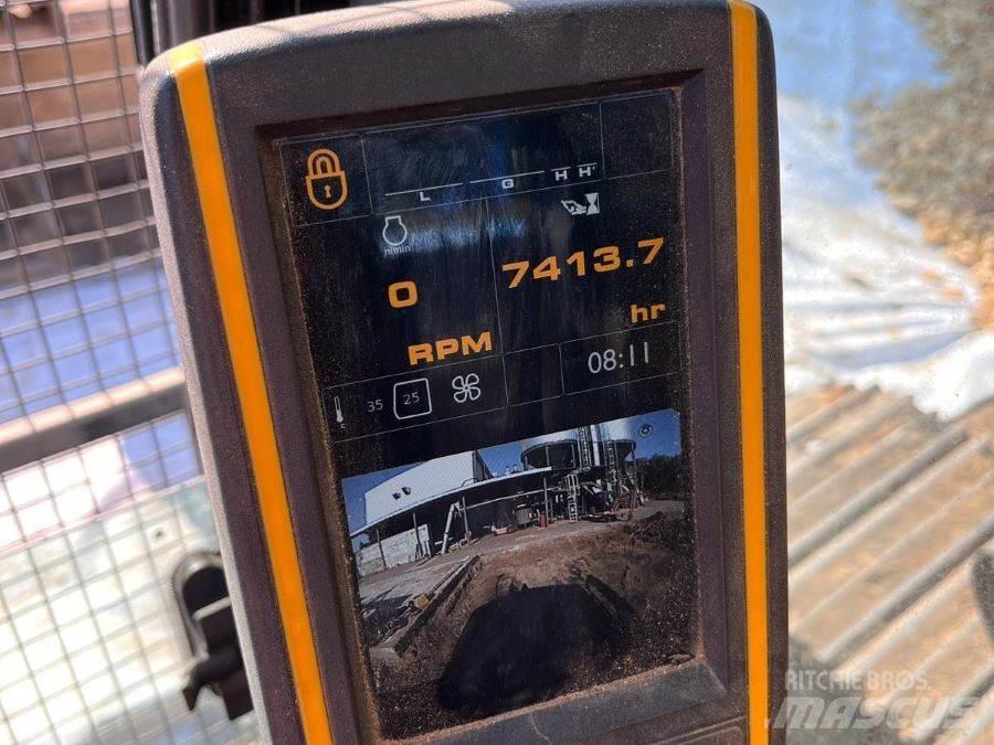 JCB JS130LC Escavadeiras de esteiras