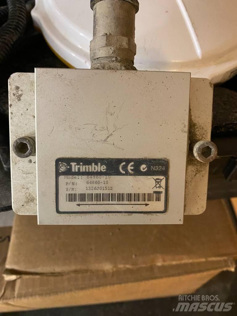 Trimble CB460 vals Equipamentos para medição e automação