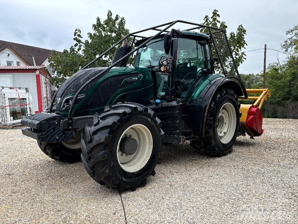 Valtra T 174 Tratores Agrícolas usados