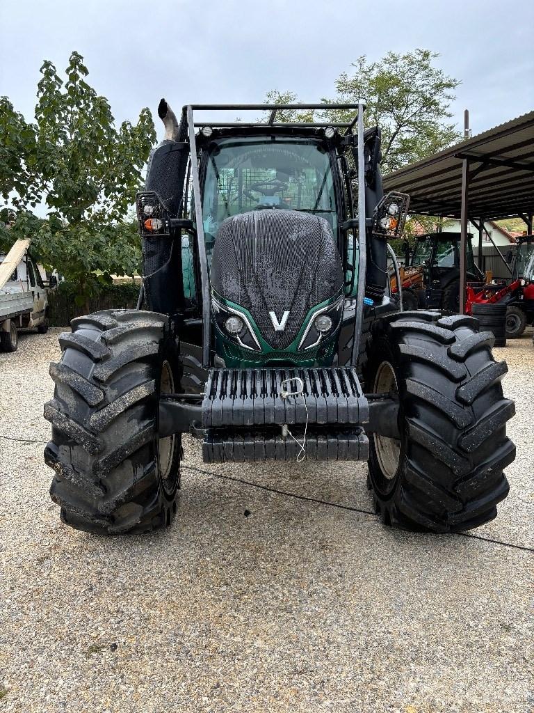Valtra T 174 Tratores Agrícolas usados