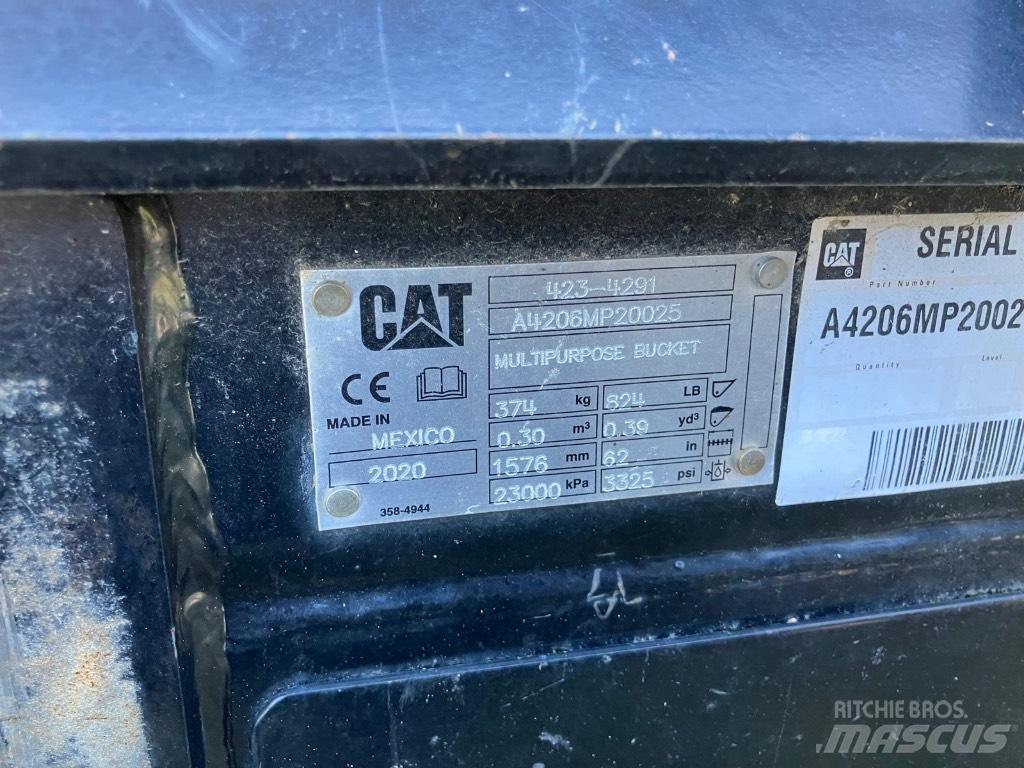 CAT 262 D Minicarregadeiras
