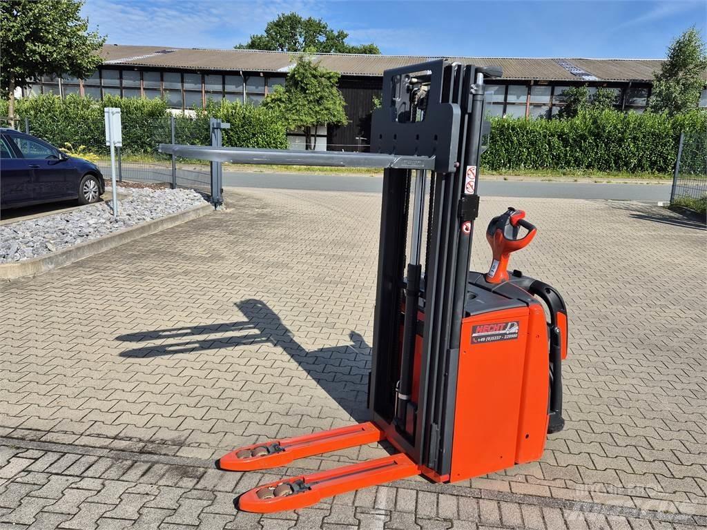Linde L16APi Empilhador para operador externo