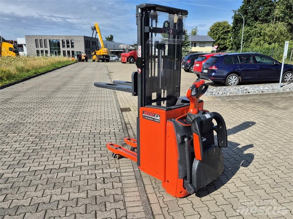 Linde L16APi Empilhador para operador externo