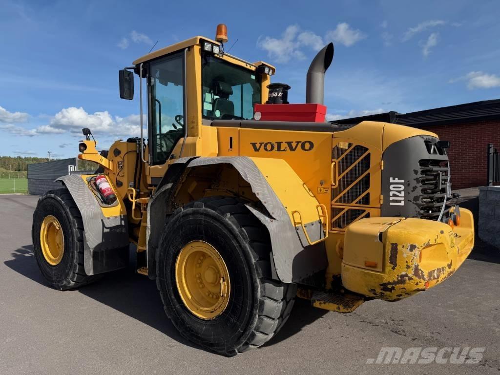 Volvo L 120 F Carregadeiras de rodas