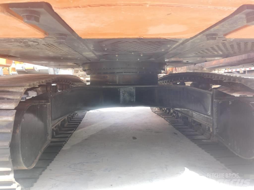 Hitachi ZX 210 Escavadeiras de esteiras