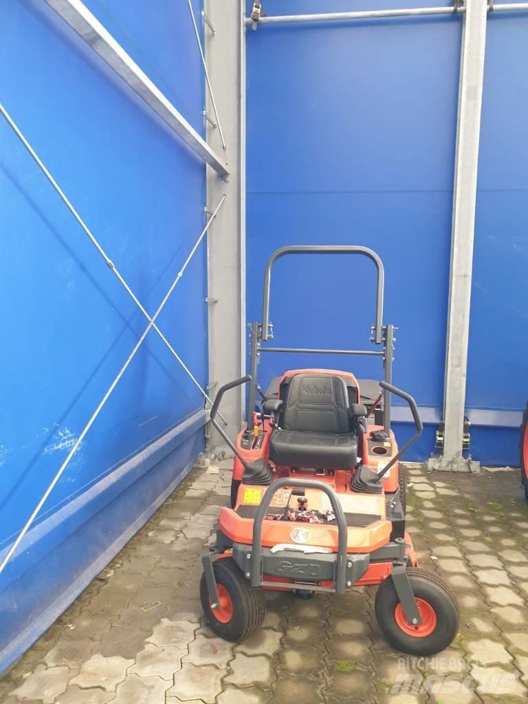 Kubota GZD 15 II Corta-Relvas montadas e arrastadas