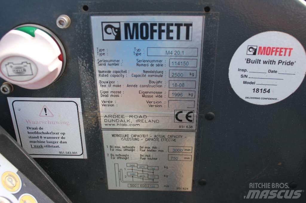 Moffett M4 20.1 Empilhadores de montagem em camião