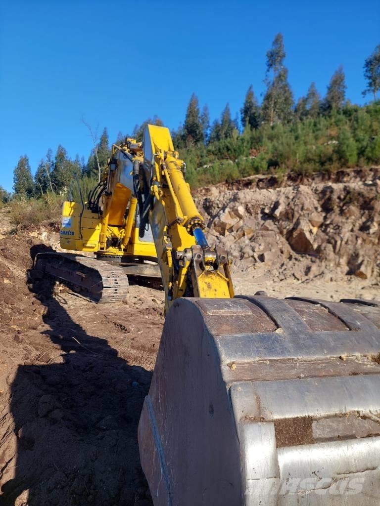 Komatsu PC 228 LC-3 Escavadeiras de esteiras