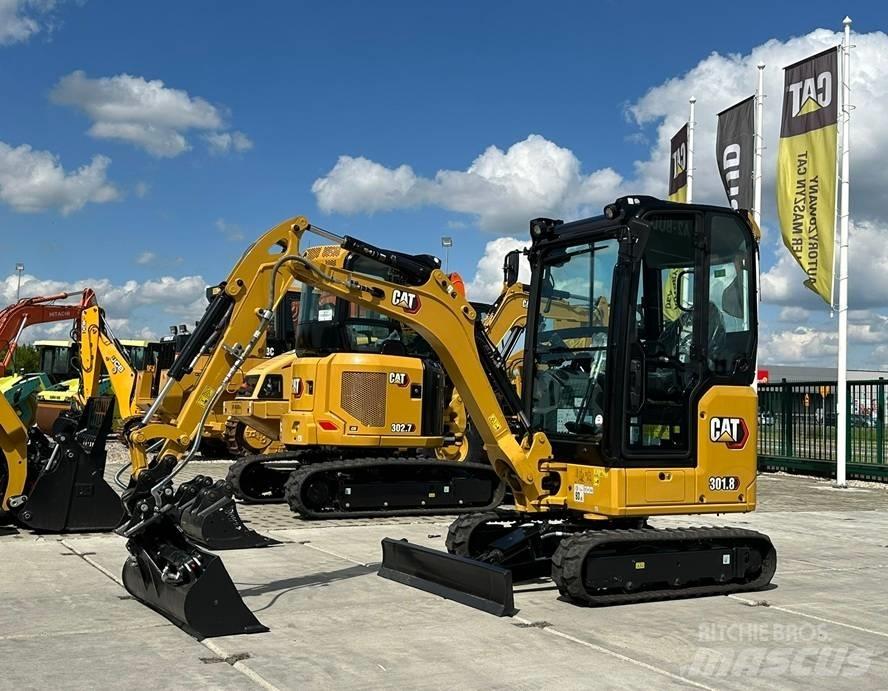 CAT 301.8 Miniescavadeiras