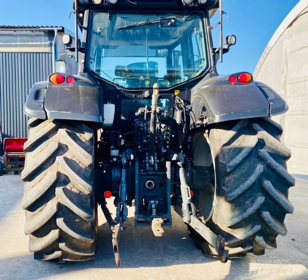 Valtra T 203 Tratores Agrícolas usados