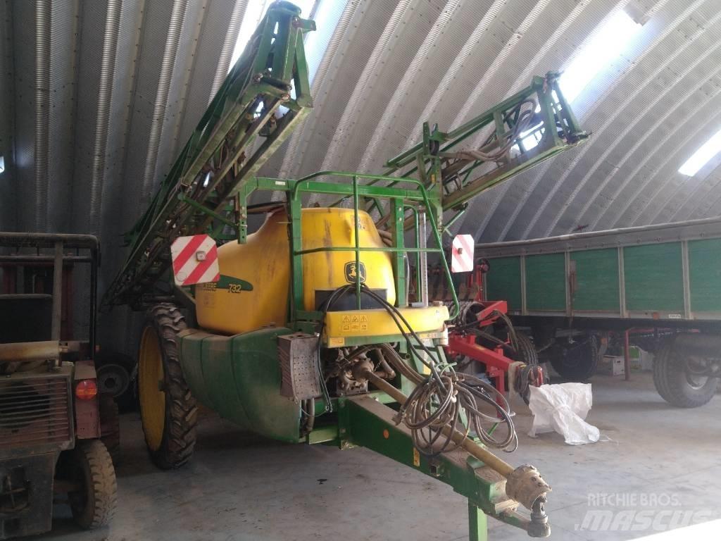 John Deere 732 Pulverizadores rebocados