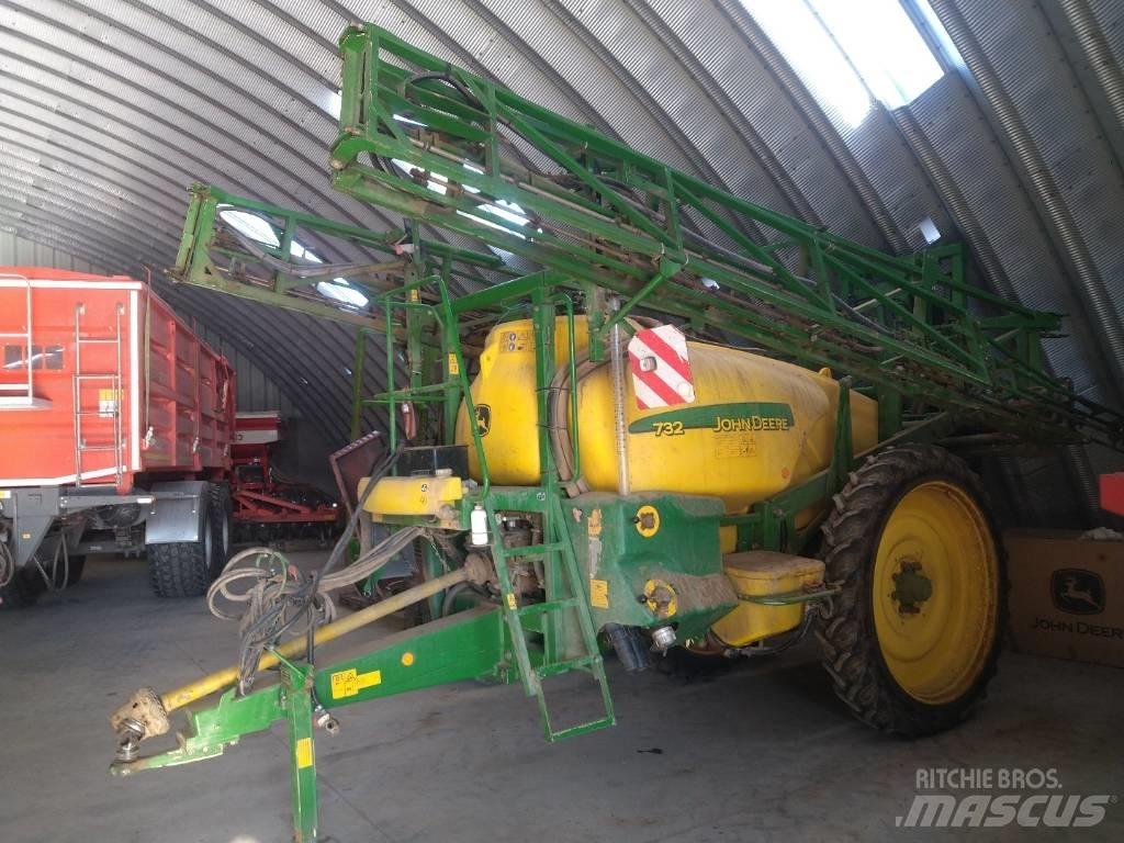 John Deere 732 Pulverizadores rebocados