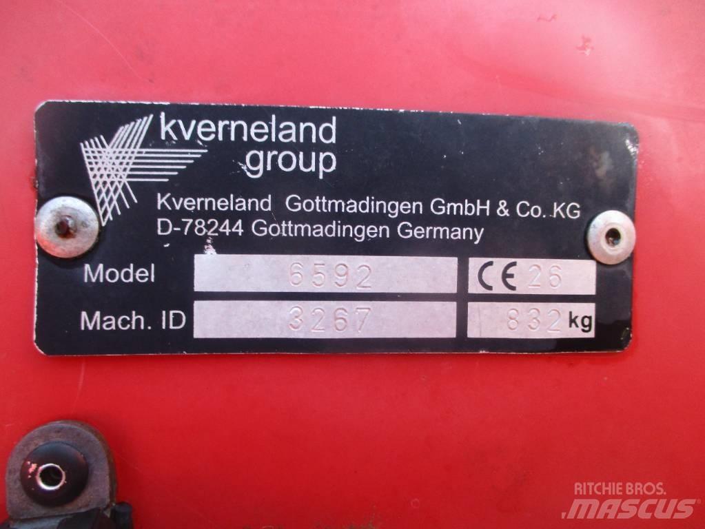 Kverneland Fanex 683 Ancinho virador