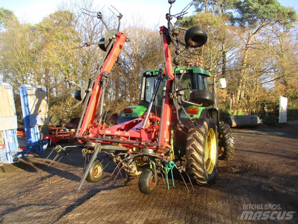 Kverneland Fanex 683 Ancinho virador