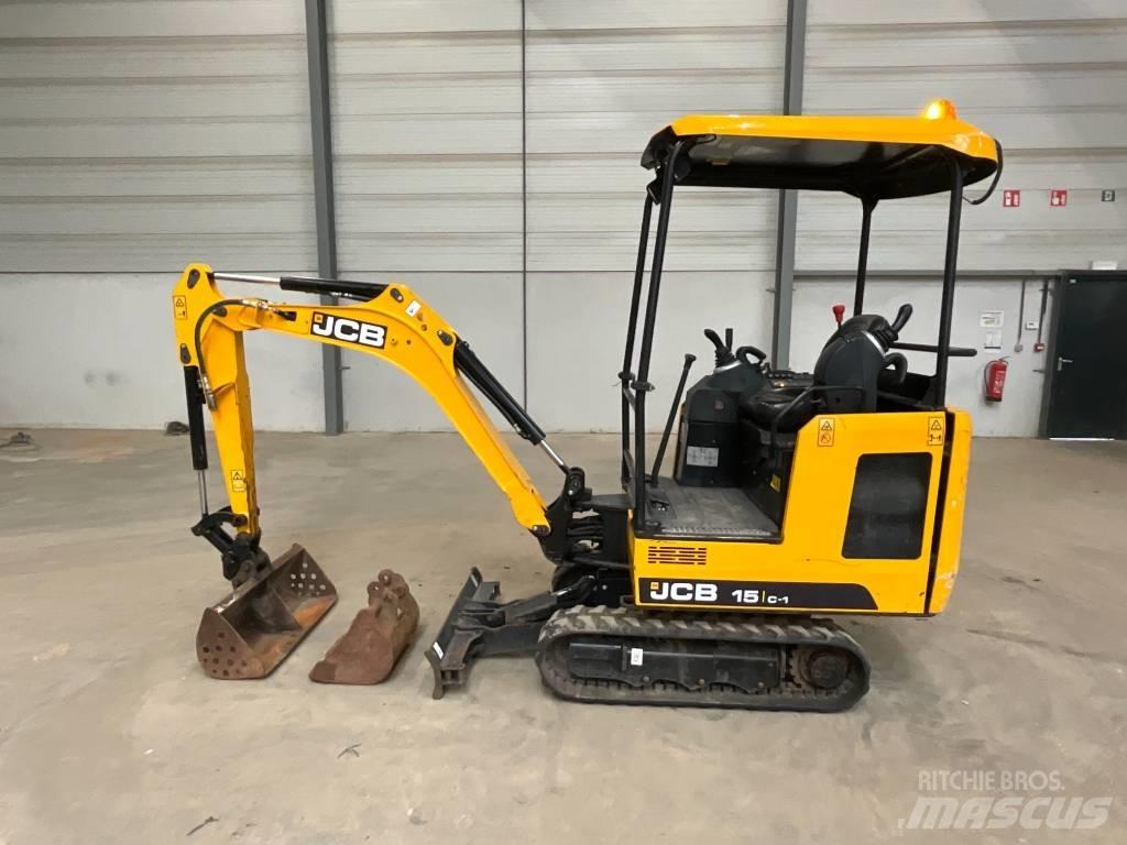 JCB 15 C-1 Miniescavadeiras