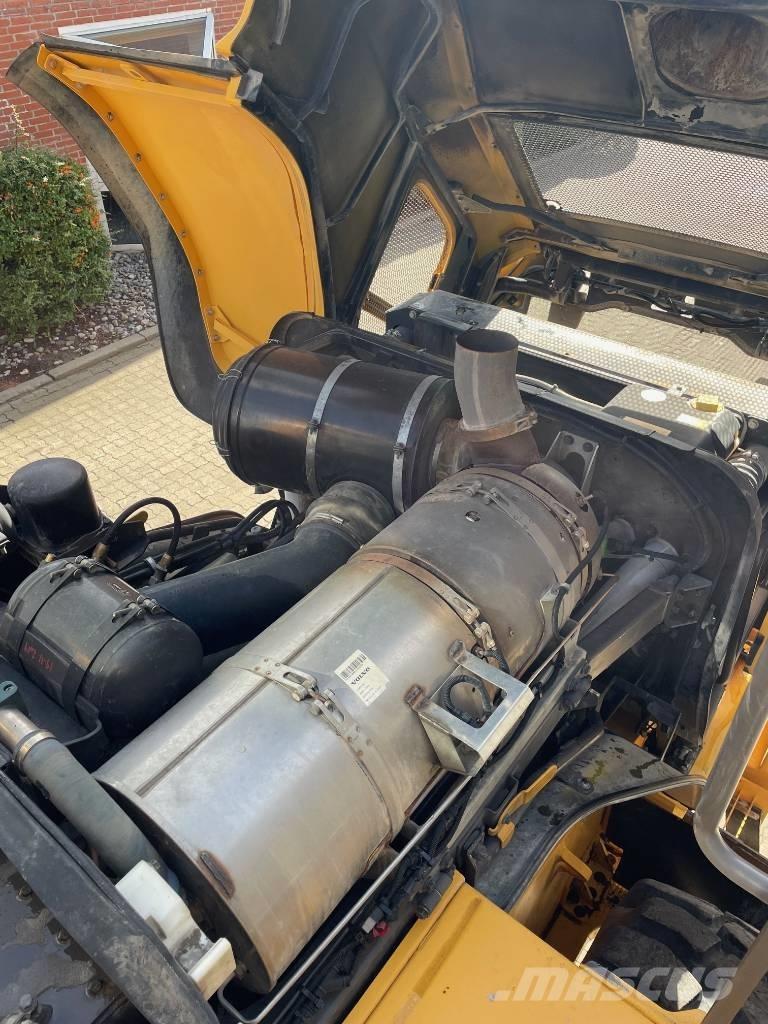 Volvo L220G Carregadeiras de rodas