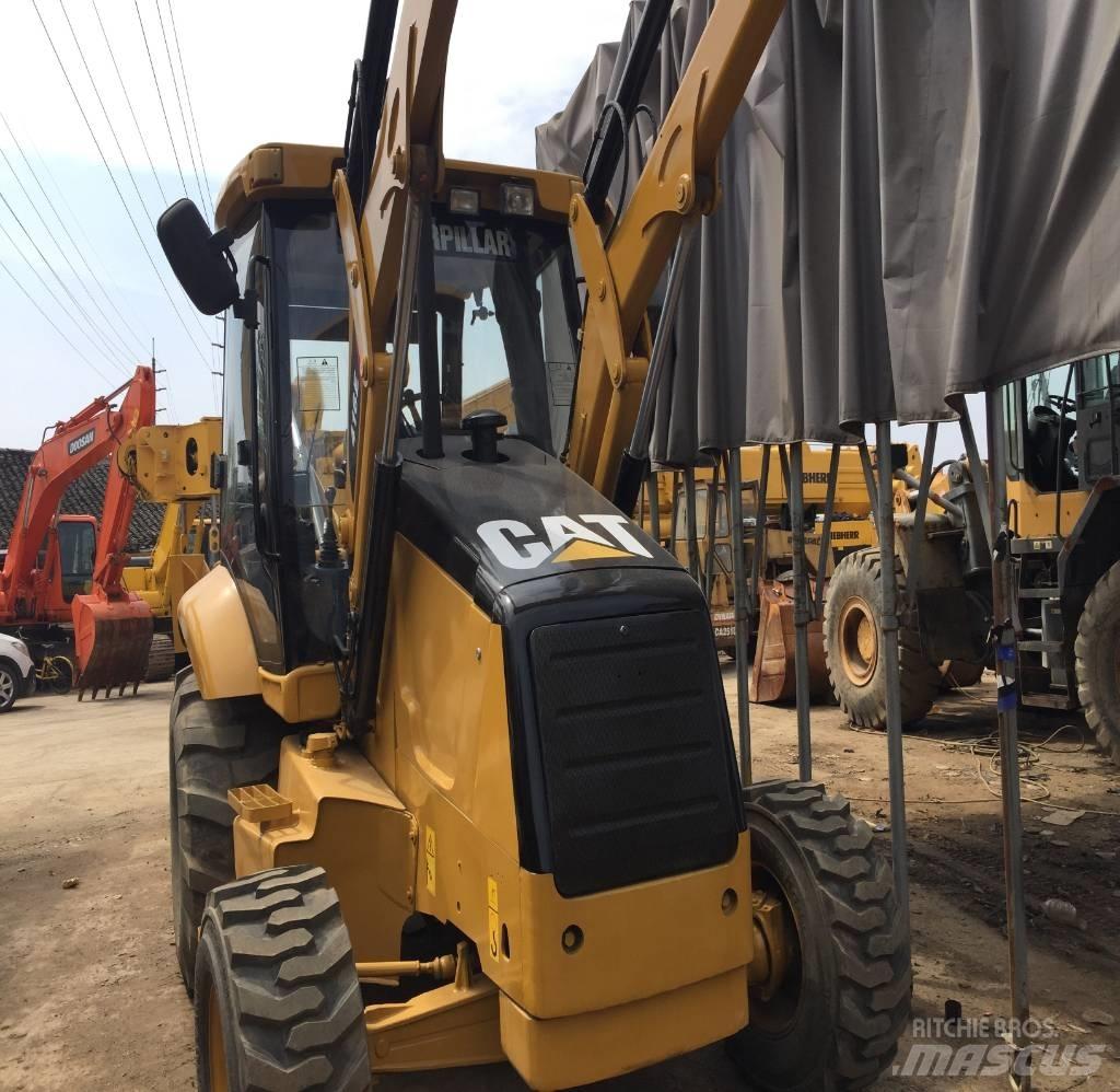 CAT 416 E Retroescavadeiras