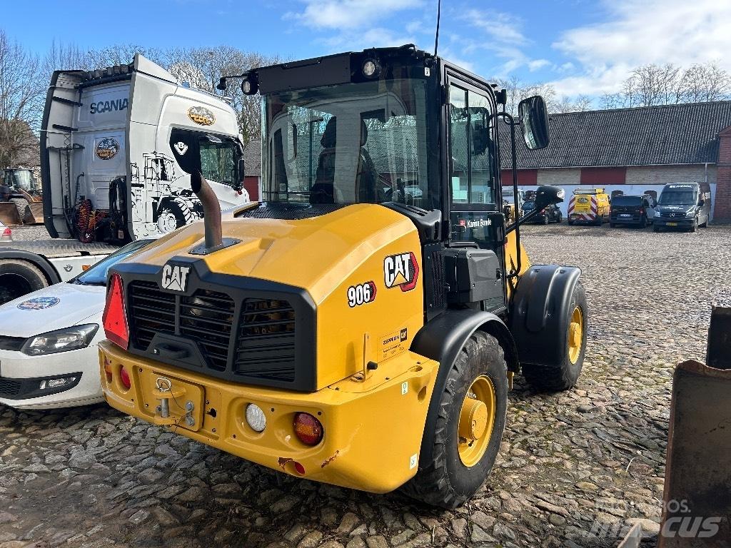 CAT 906 Carregadeiras de rodas
