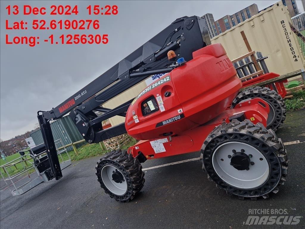 Manitou 200 ATJ Elevadores braços articulados