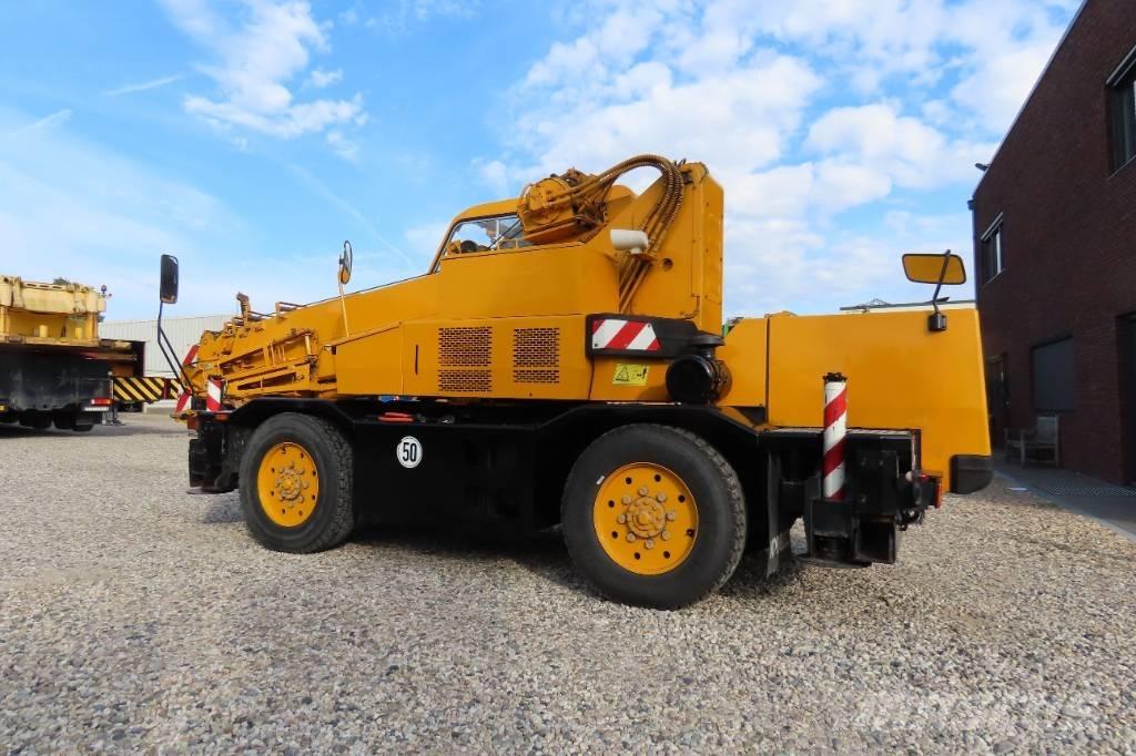 Kobelco RK 70 M2 Gruas Fora-de-estrada