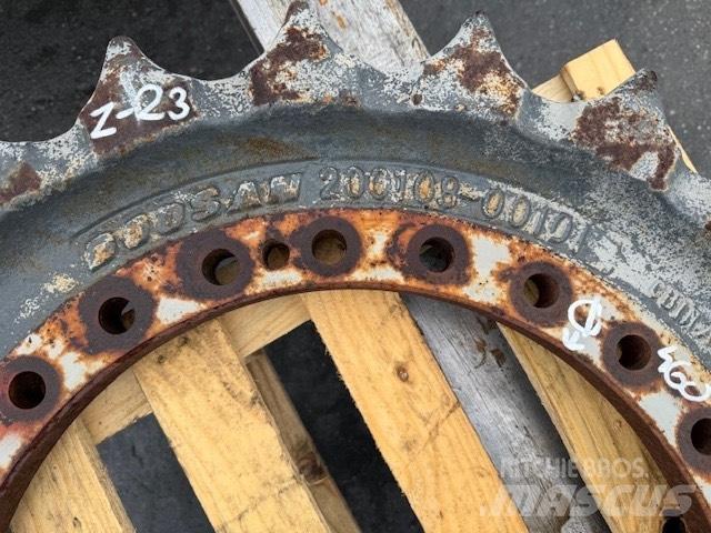 Doosan KOŁO NAPĘDOWE Rastos