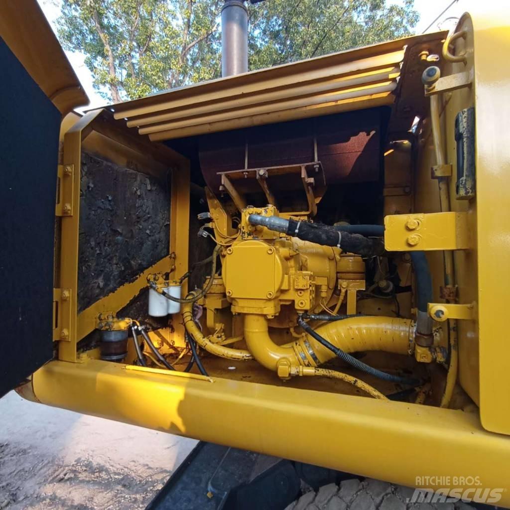Komatsu PC150W-6 Escavadoras de rodas