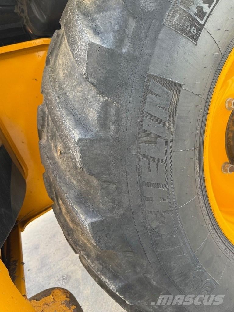 JCB 3 CX Retroescavadeiras