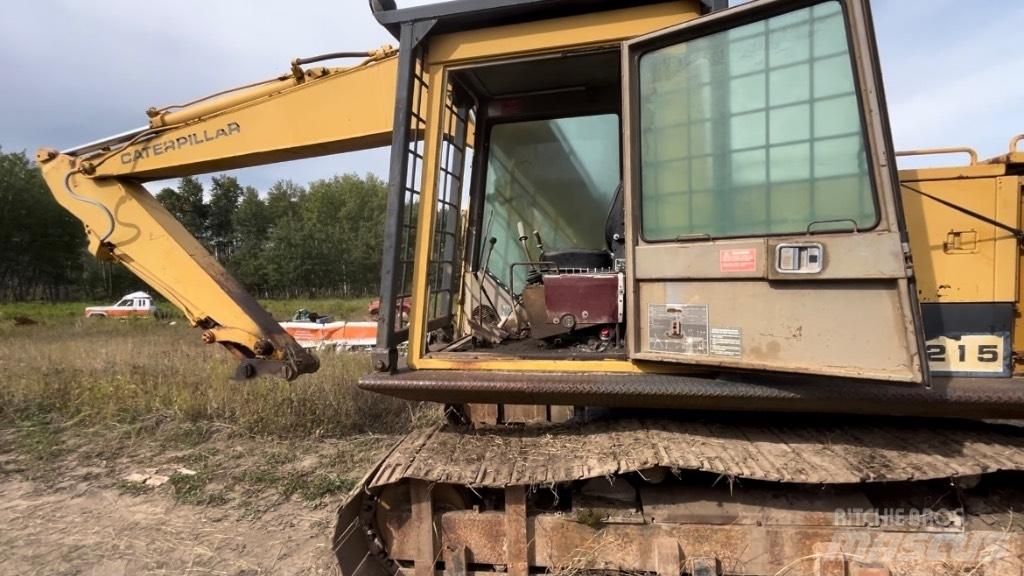 CAT 215 Escavadeiras de esteiras