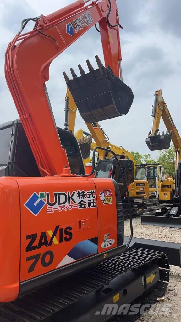 Hitachi ZX 70 Miniescavadeiras