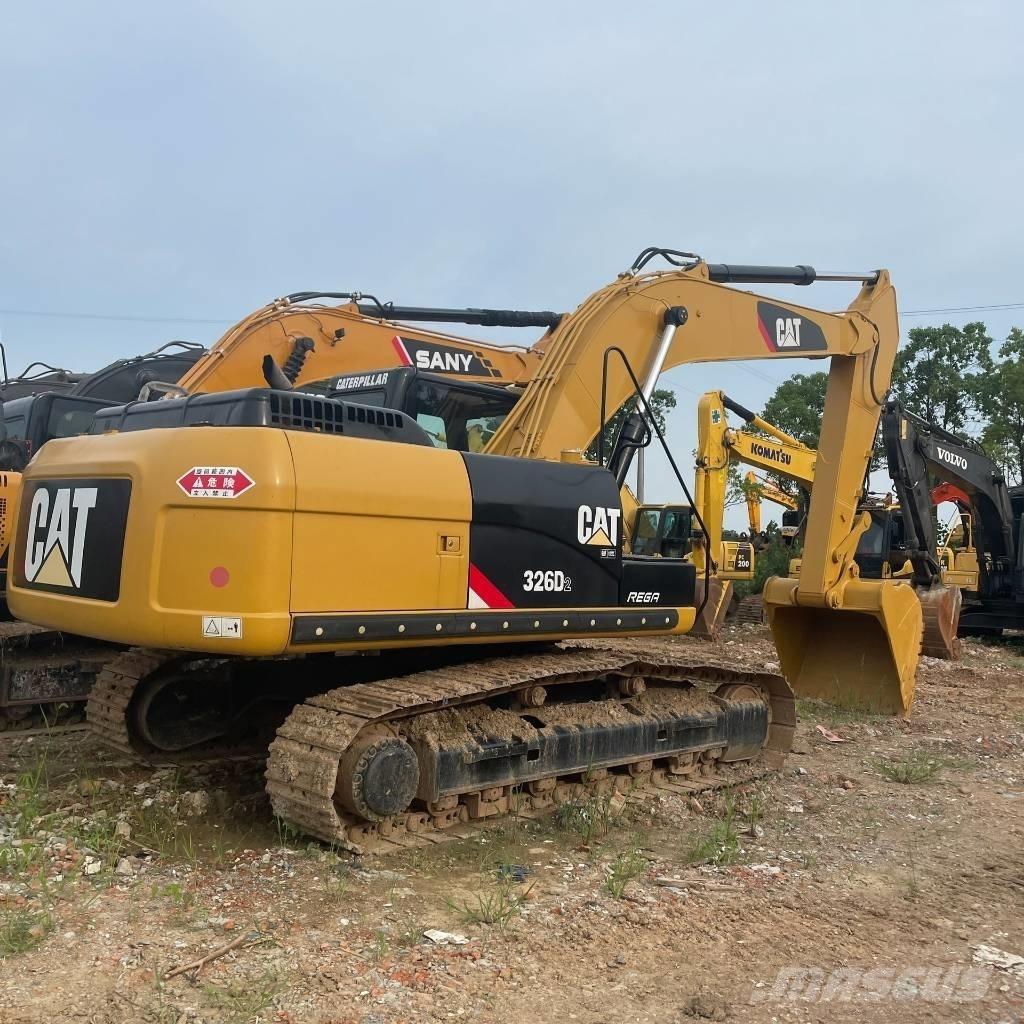 CAT 326D2 Escavadeiras de esteiras