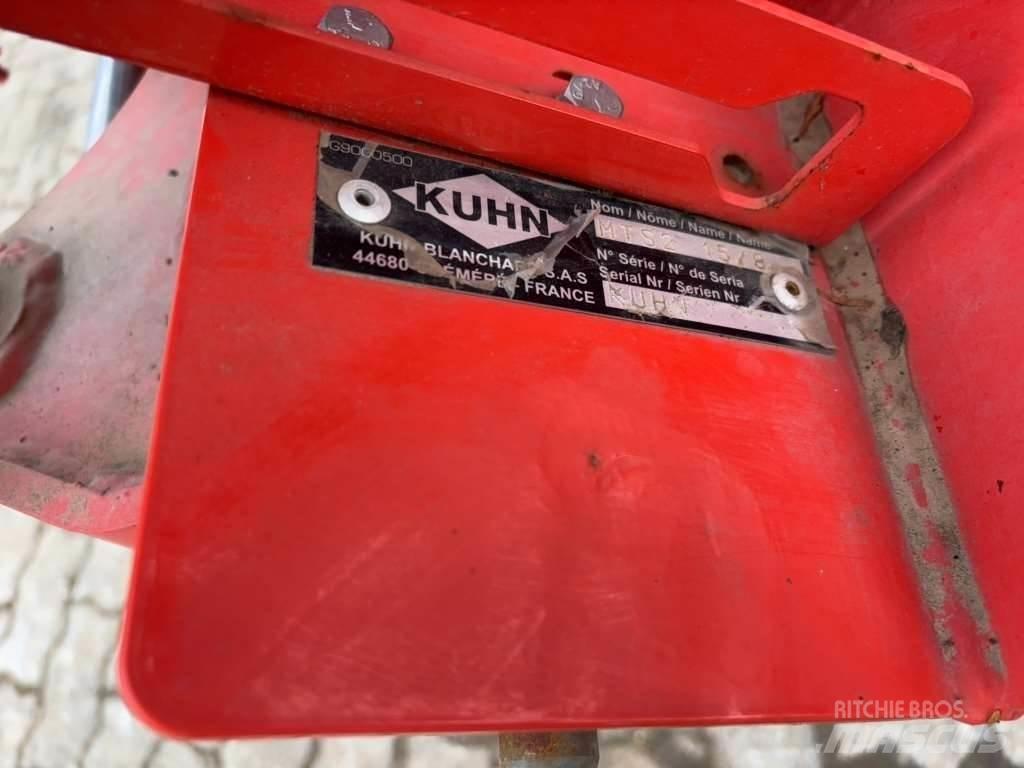 Kuhn Deltis 1302 Pulverizadores rebocados
