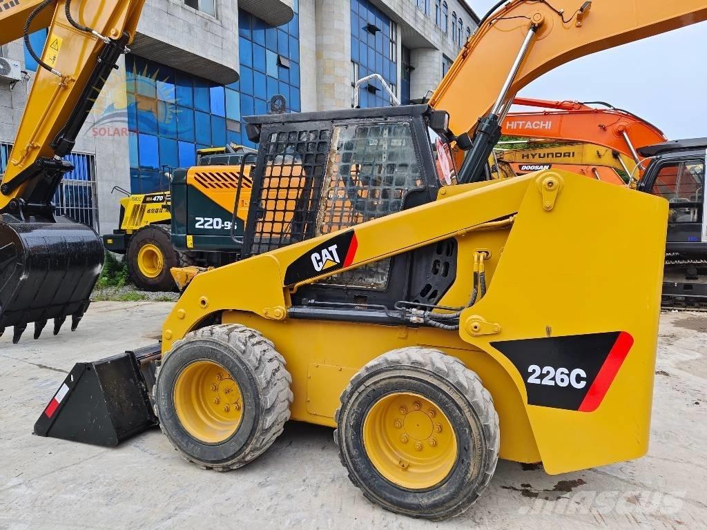 CAT 226 C Minicarregadeiras