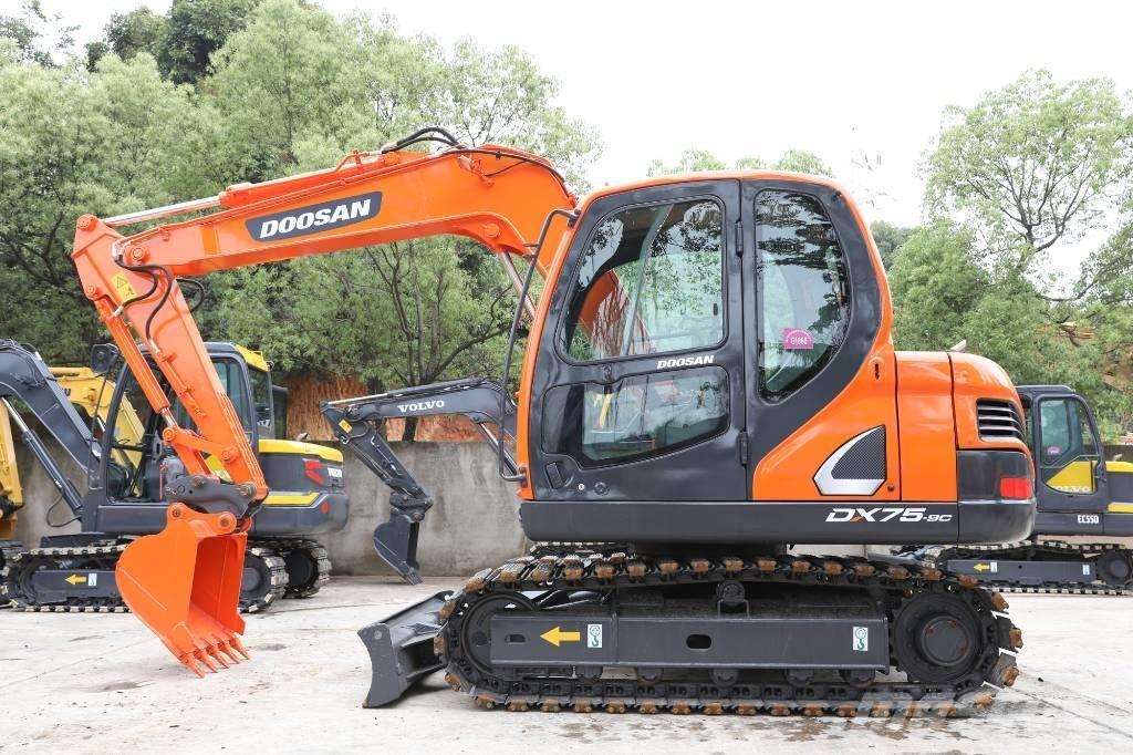 Doosan DX 75-9 C Miniescavadeiras