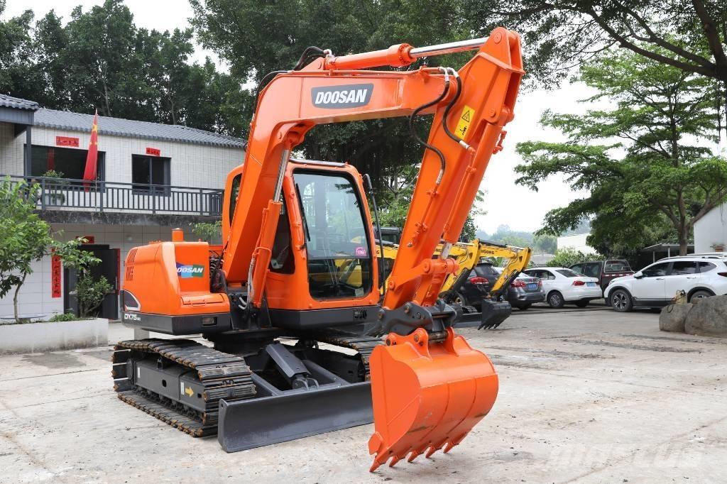 Doosan DX 75-9 C Miniescavadeiras