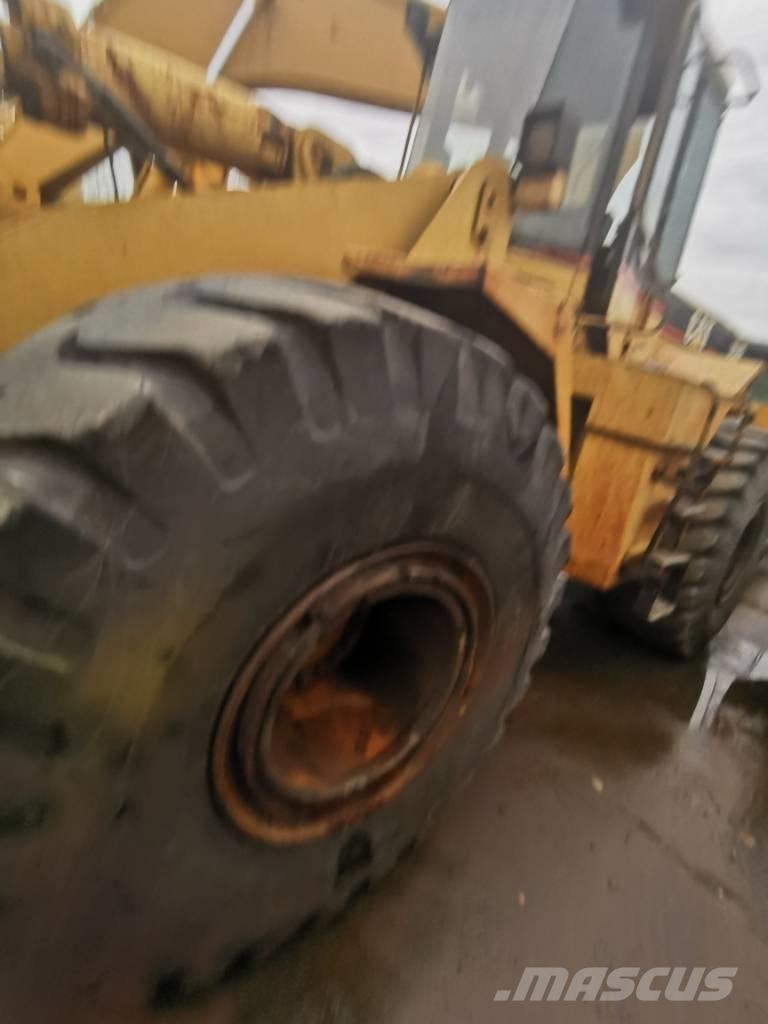 CAT 966F Carregadeiras de rodas