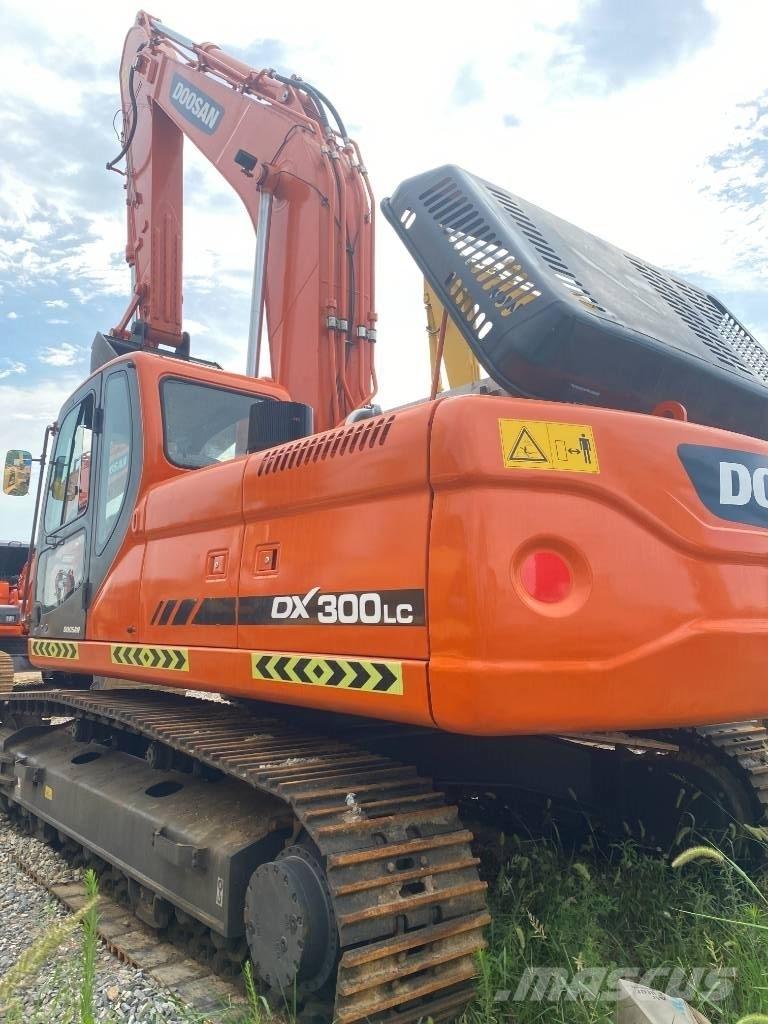 Doosan DX 300 LC Escavadeiras de esteiras