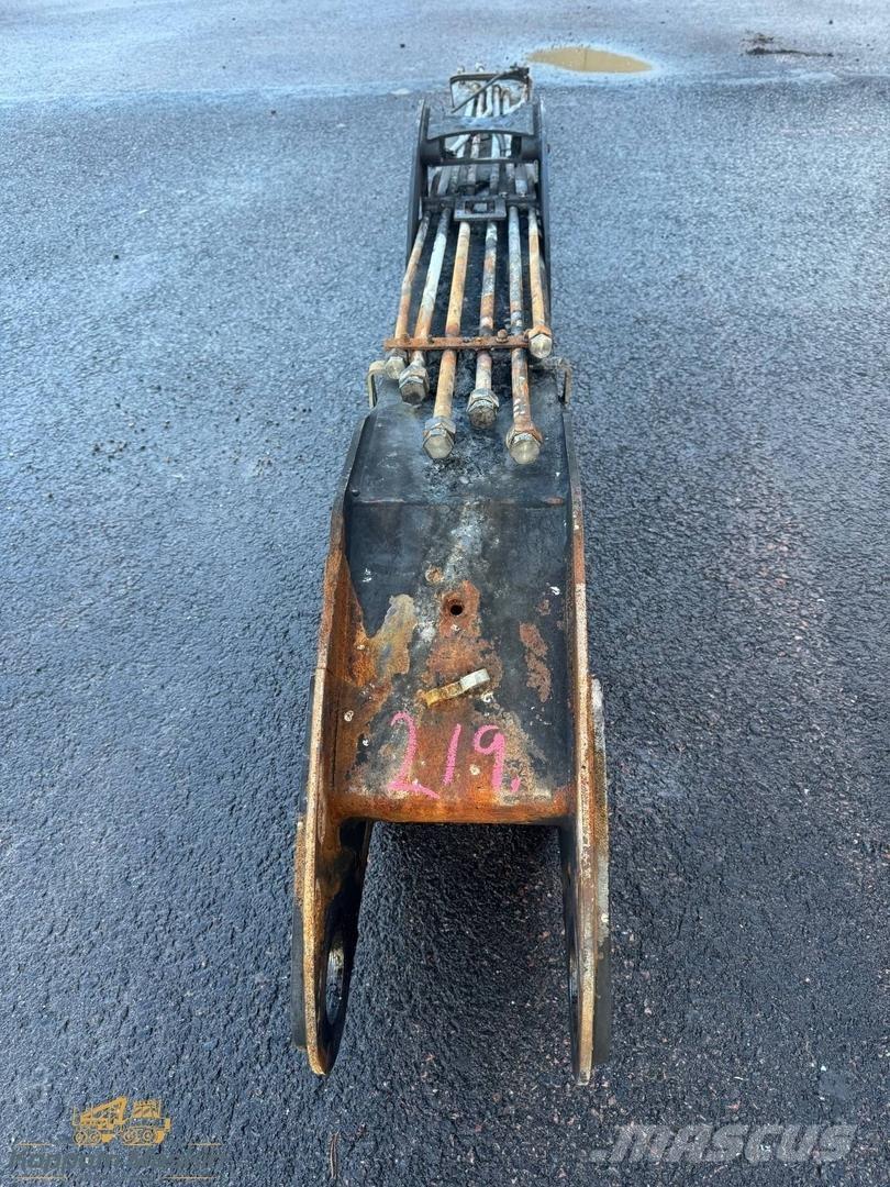 Komatsu 105F Gruas carregadoras transportadoras