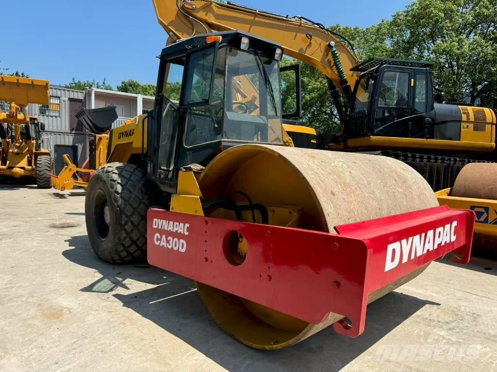 Dynapac CA 30 D Cilindros Compactadores monocilíndricos