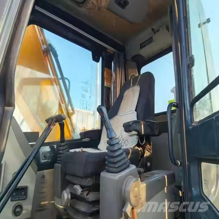 Hyundai 110 VS Escavadeiras de esteiras