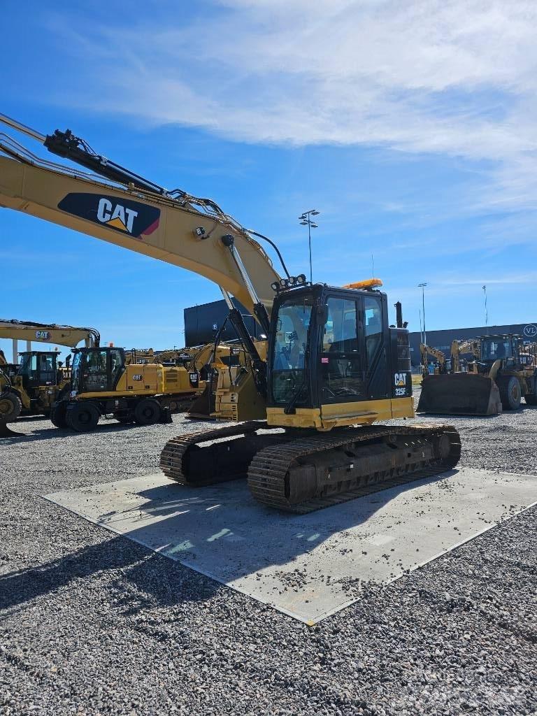 CAT 325 F Escavadeiras de esteiras
