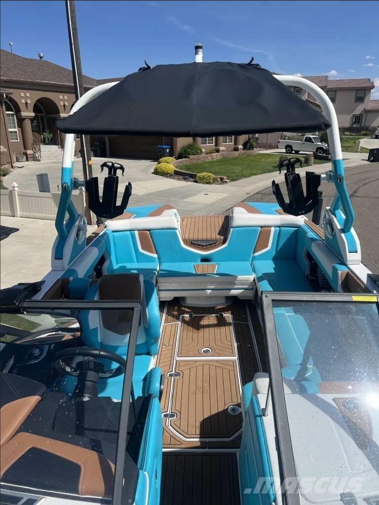  Nautique G23 Batelőes / barcaças