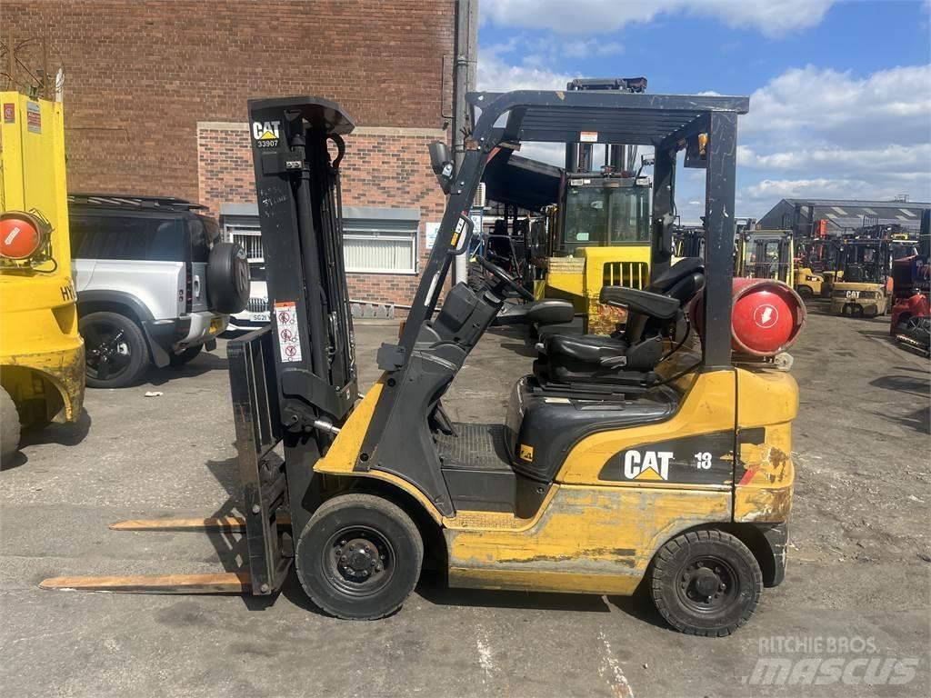 CAT GP18NT Empilhadores a gás
