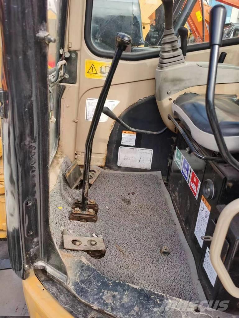 CAT 303 CR Miniescavadeiras