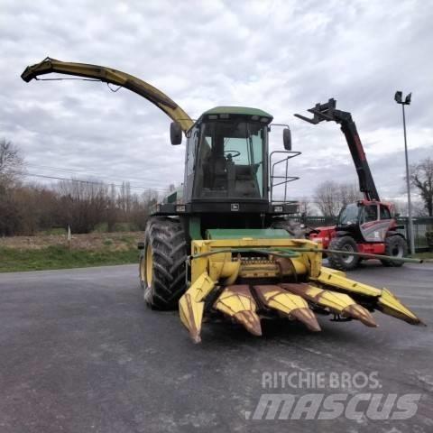 John Deere 6610 Forrageiras auto-propulsionadas