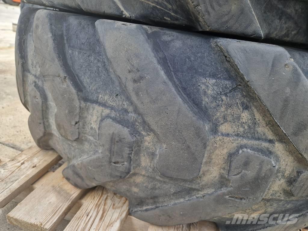 Manitou MT 1335 1440 Pneus