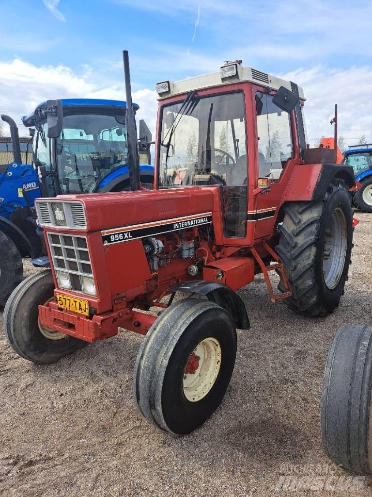 International 956XL Tratores Agrícolas usados
