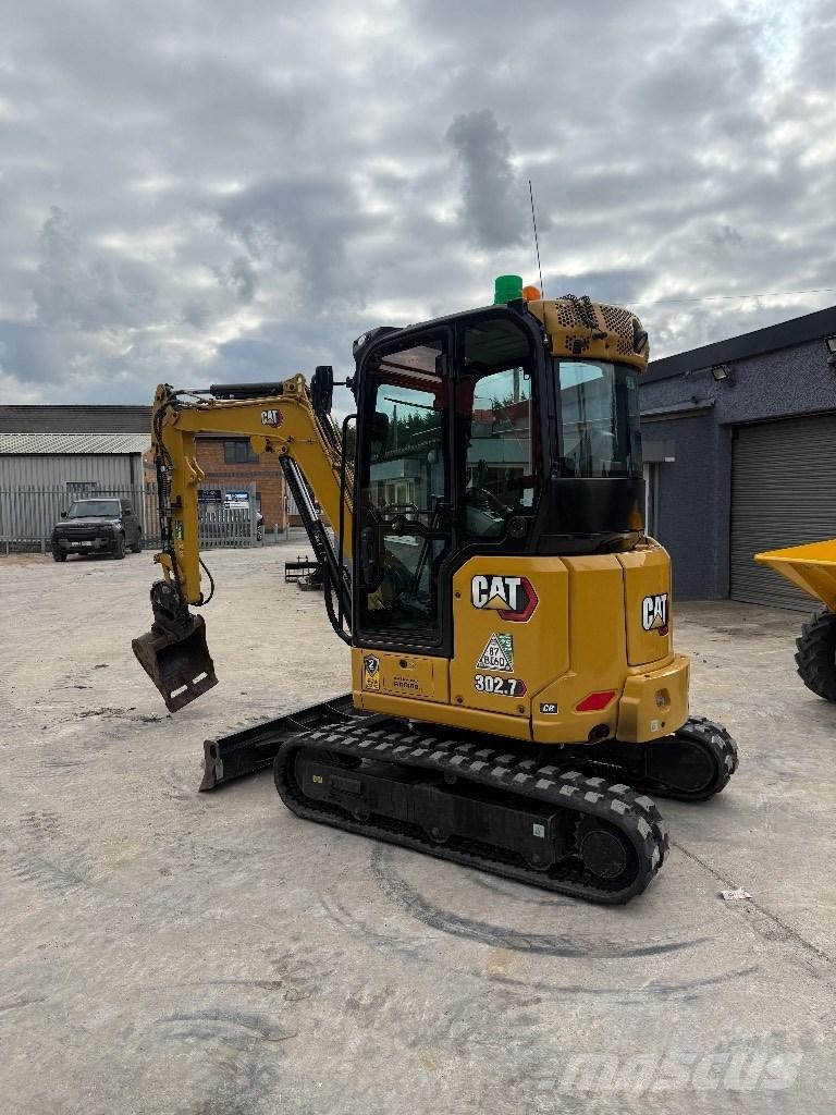 CAT 302.7 CR Miniescavadeiras