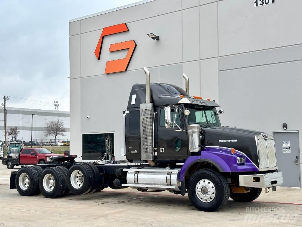 Western Star 4900 Cavalos Mecânicos